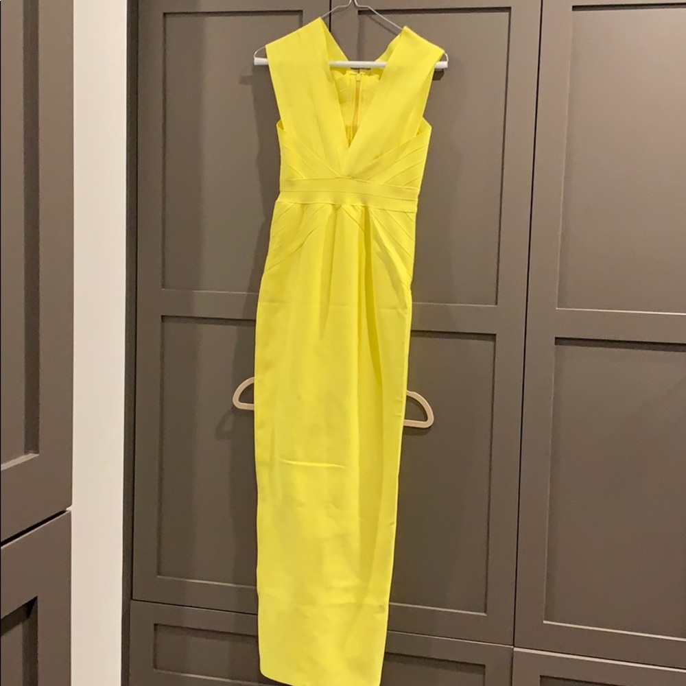 Long body shaping bandage dress ( brand new)